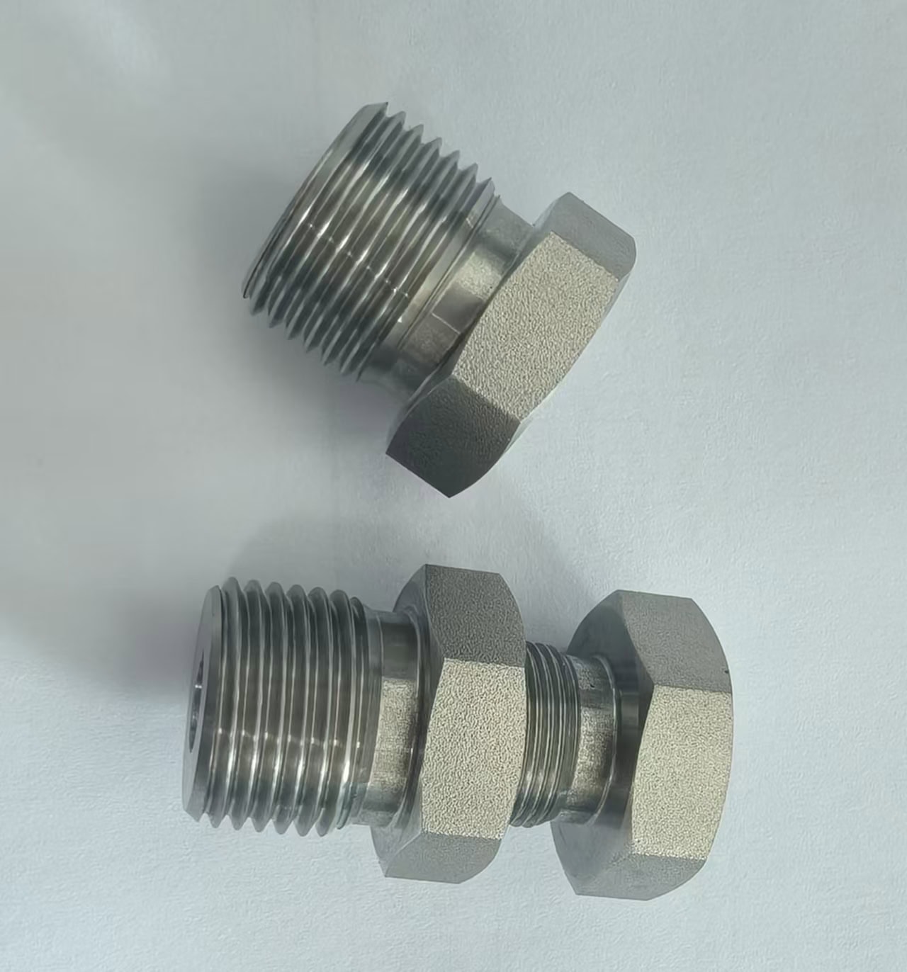 precision SUS303 press bushing with deburred edges